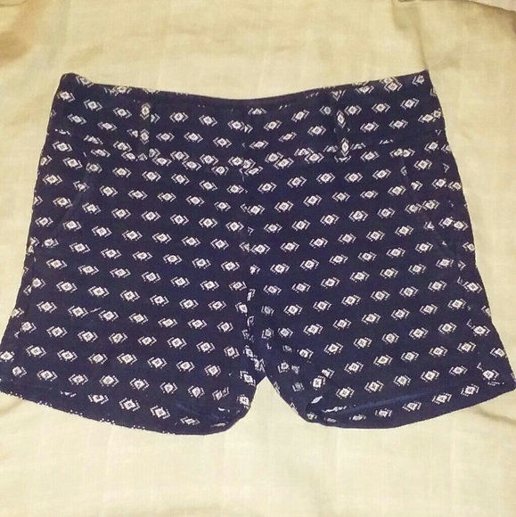 Ann Taylor Pants - Ann Taylor shorts, sz 4